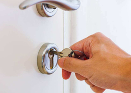 横店老张开锁实行开锁登记制度，保障顾客利益